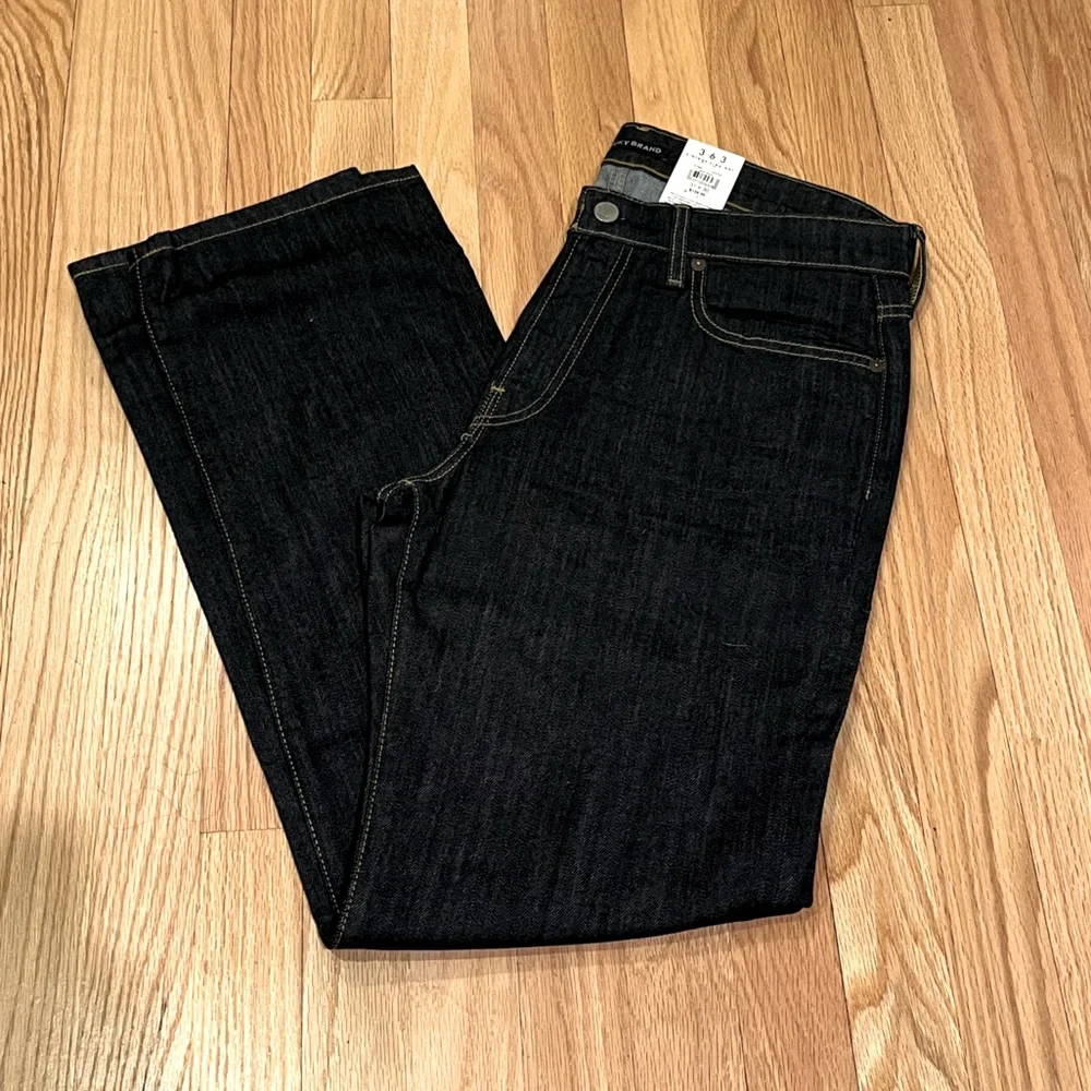 363 Lucky Brand Vintage Straight Jeans Dark Rinse 31x30 - Picture 1 of 7
